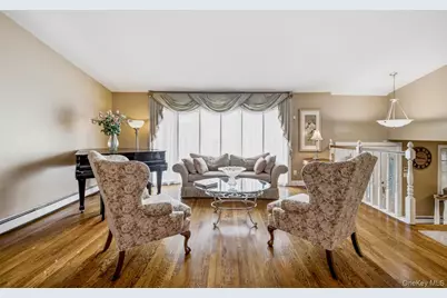 6 Huber Court, Rockville Centre, NY 11570 - Photo 11