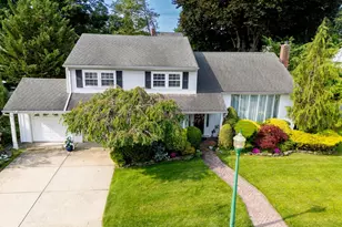 6 Huber Ct, Rockville Centre, NY 11570 - Photo 5