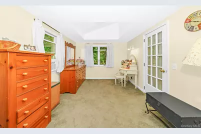 16 Landing Meadow Road, Smithtown, NY 11787 - Photo 21
