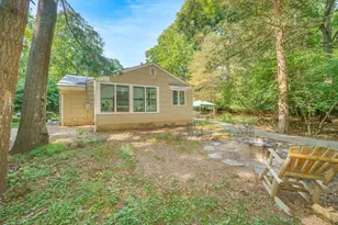 16 Landing Meadow Rd, Smithtown, NY 11787 - Photo 35