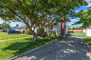 177 10th St, Bethpage, NY 11714 - Photo 3