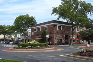 106 Spring Rd, Huntington, NY 11743 - Photo 23