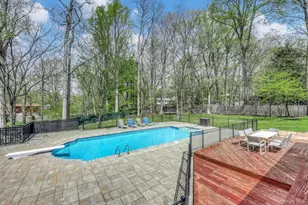 13 Gladwyne Ct, Spring Valley, NY 10977 - Photo 25