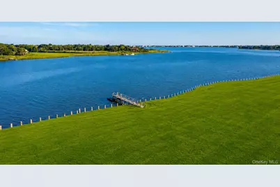 767 Montauk Highway, Quiogue, NY 11978 - Photo 41