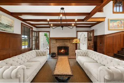 767 Montauk Highway, Quiogue, NY 11978 - Photo 5