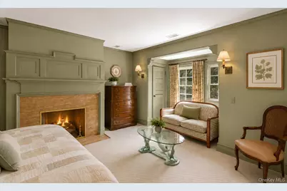 767 Montauk Highway, Quiogue, NY 11978 - Photo 13