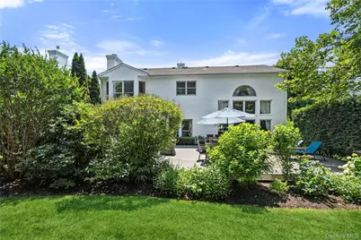 134 Hiland Court, Commack, NY 11725 - Photo 33
