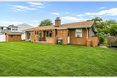 35 Fleets Point Drive, West Babylon, NY 11704 - Photo 15
