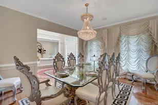 7 Brookline Ct, Wading River, NY 11792 - Photo 9