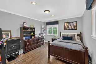 30 Irving Dr, Woodbury, NY 11797 - Photo 29