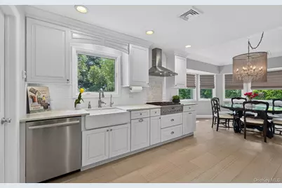 30 Irving Drive, Woodbury, NY 11797 - Photo 13