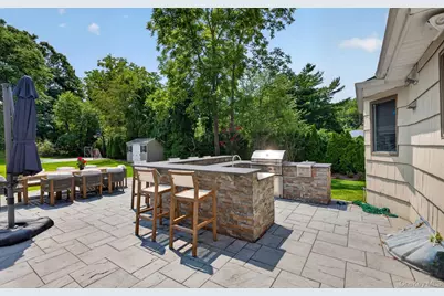 30 Irving Drive, Woodbury, NY 11797 - Photo 39