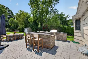 30 Irving Dr, Woodbury, NY 11797 - Photo 39
