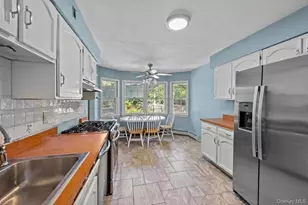 37 Black Locust Ave, East Setauket, NY 11733 - Photo 7