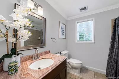 299 Patchogue Yaphank Road, Patchogue, NY 11772 - Photo 17