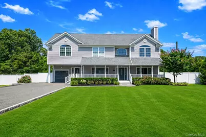 299 Patchogue Yaphank Road, Patchogue, NY 11772 - Photo 3