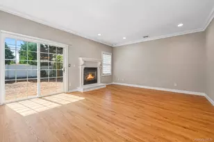 19 Manetto Dr, Plainview, NY 11803 - Photo 11