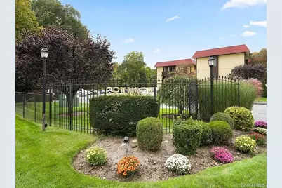 18 Granada Crescent #2, White Plains, NY 10603 - Photo 1
