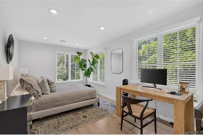 15 Bayview Avenue, Port Washington, NY 11050 - Photo 19