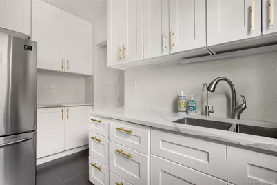 102-55 67th Drive #6F, Forest Hills, NY 11375 - Photo 3