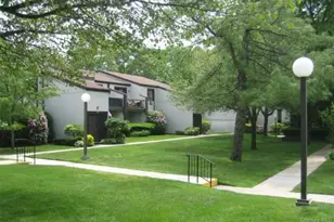 71 Richmond Blvd, Ronkonkoma, NY 11779 - Photo 3