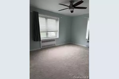 47-27 Little Neck Pkwy Little Neck Pkwy #3G, Little Neck, NY 11362 - Photo 1