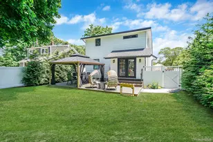 10 Bayview Ave, East Islip, NY 11730 - Photo 27