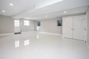 15 B Dunes Ln, Port Washington, NY 11050 - Photo 31