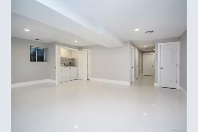 15 B Dunes Lane, Port Washington, NY 11050 - Photo 29