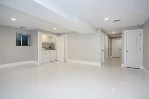 15 B Dunes Ln, Port Washington, NY 11050 - Photo 29