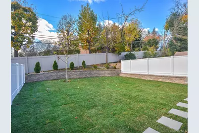 15 B Dunes Lane, Port Washington, NY 11050 - Photo 35