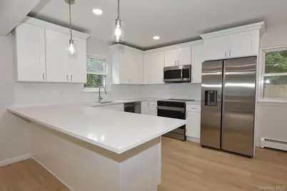 76 Wards Lane, Bellport, NY 11713 - Photo 3