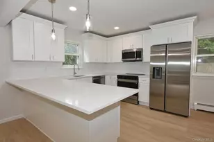 76 Wards Ln, Bellport, NY 11713 - Photo 3