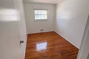 140-28 161st St, Jamaica, NY 11434 - Photo 19