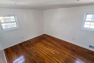 140-28 161st St, Jamaica, NY 11434 - Photo 3