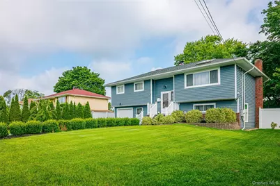 199 W Orange Street, Brentwood, NY 11717 - Photo 3