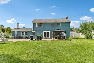 21 Manchester Lane, Stony Brook, NY 11790 - Photo 31