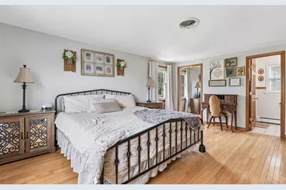 21 Manchester Lane, Stony Brook, NY 11790 - Photo 25