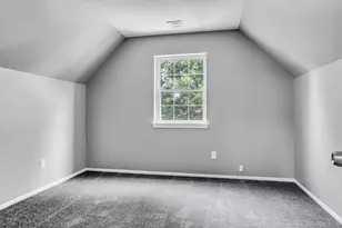 51 Bridger Blvd, Central Islip, NY 11722 - Photo 11