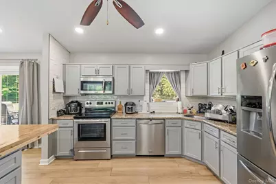 80 Decker Drive, Washingtonville, NY 10992 - Photo 17