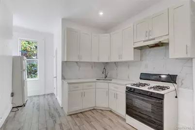 11915 101st Avenue, Richmond Hill, NY 11419 - Photo 3