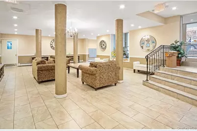 101 Clinton Avenue #1L, Mineola, NY 11501 - Photo 21