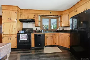 31 Tuthill Point Rd, East Moriches, NY 11940 - Photo 15