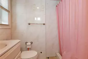 132-41 60th Ave, Flushing, NY 11355 - Photo 15