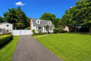 21 Wilson Ave, Nesconset, NY 11767 - Photo 3