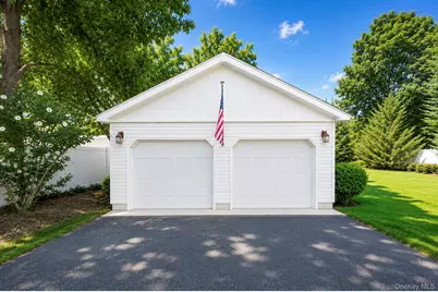 21 Wilson Avenue, Nesconset, NY 11767 - Photo 37