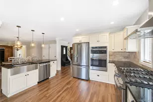 21 Wilson Ave, Nesconset, NY 11767 - Photo 9