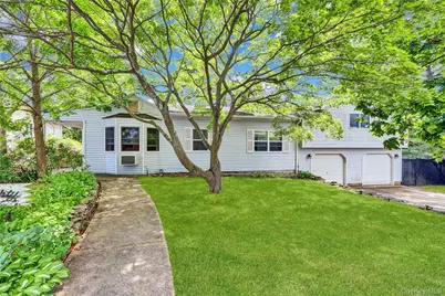 80 Broadway, Ronkonkoma, NY 11779 - Photo 1