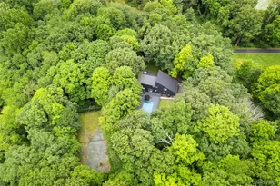 25 Cross Pond Rd, Pound Ridge, NY 10576 - Photo 25