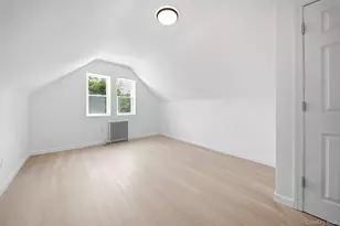 130-31 218th St, Springfield Gardens, NY 11413 - Photo 15